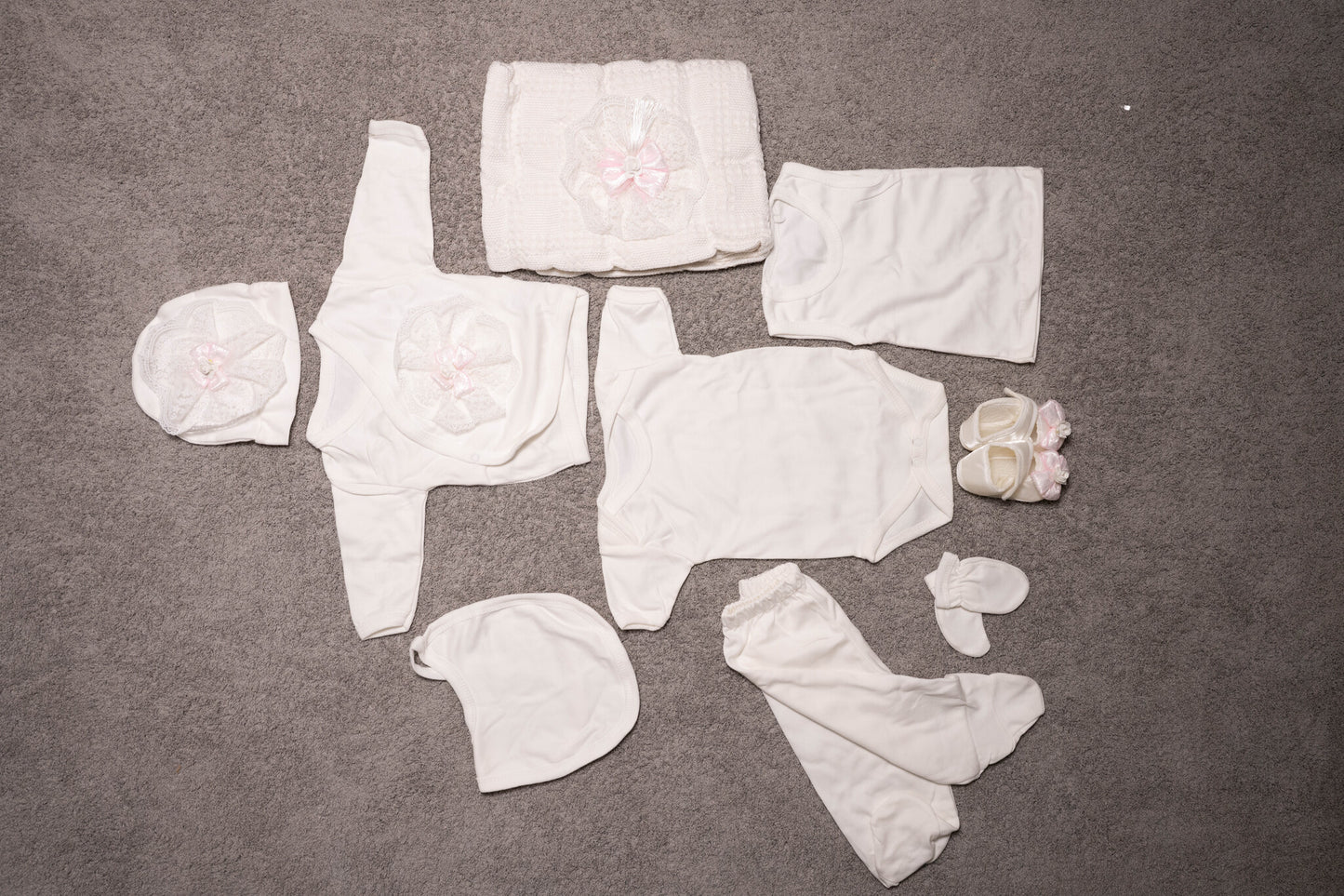 “Pure Bloom” Newborn Baby Set