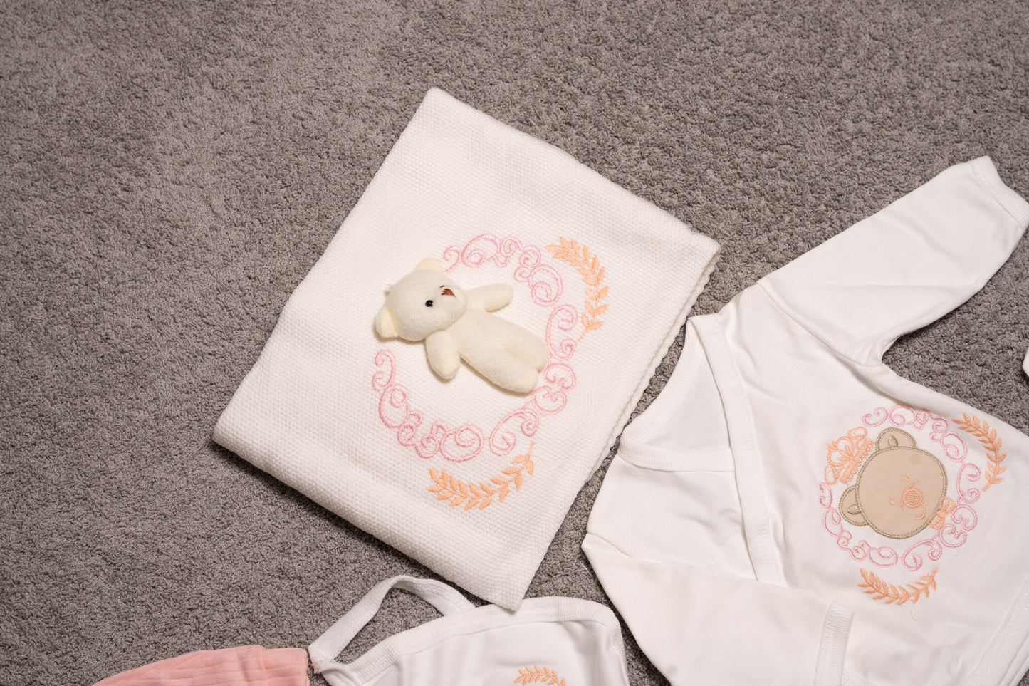 “Cuddle Bear” Newborn Baby Set